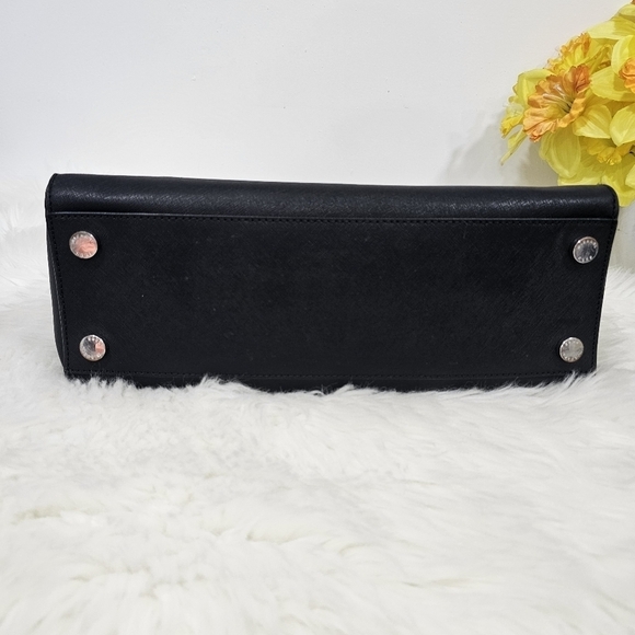Michael Kors Emma Large Saffiano Black - Picture 9 of 12
